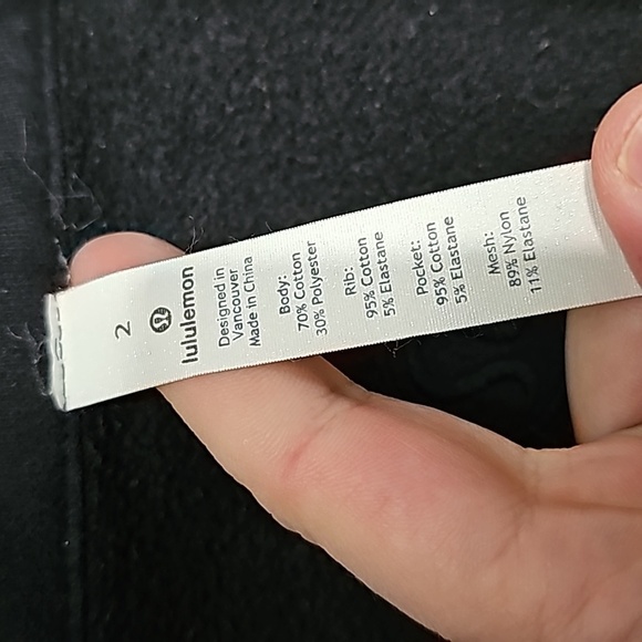 Lululemon black (first release) size 2 radient jacket II - Picture 6 of 8